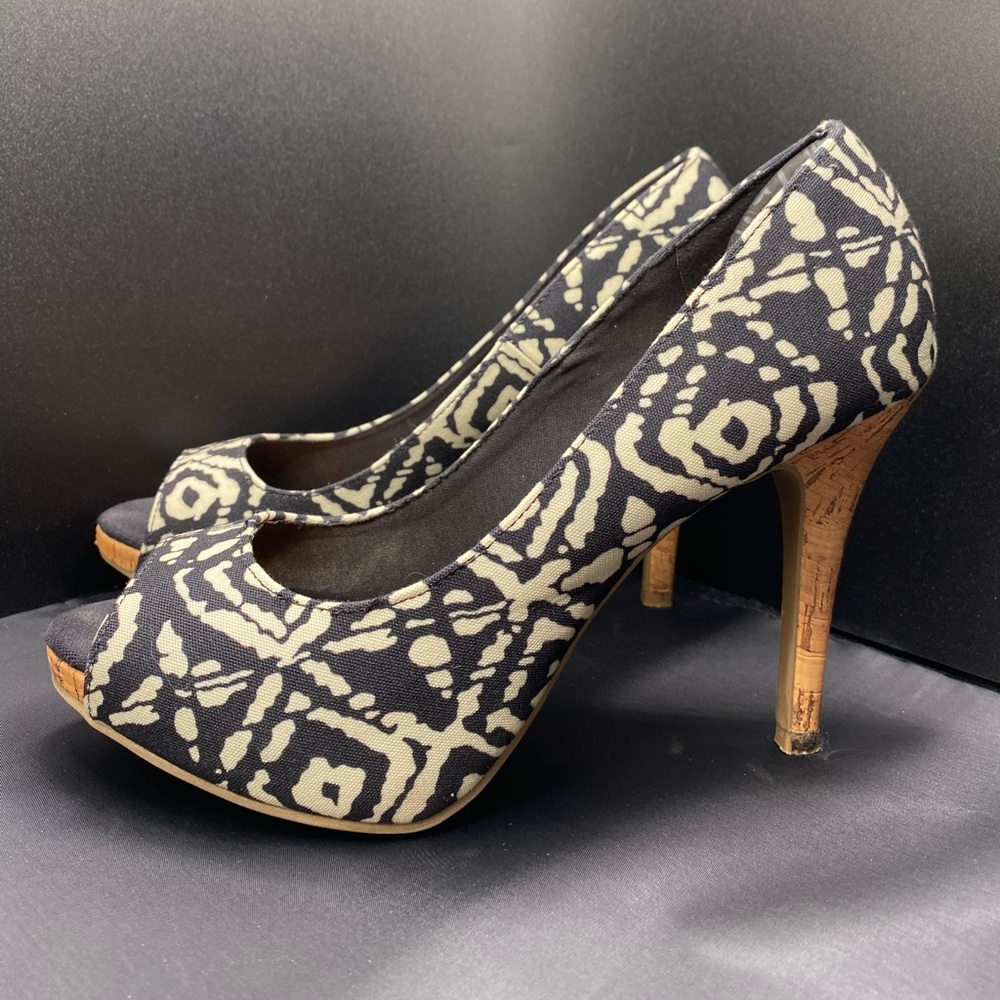 Christian Siriano Aztec Pumps